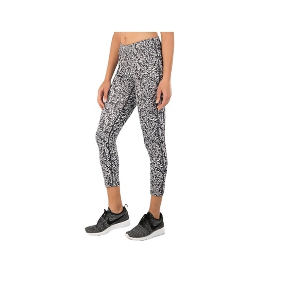 Nike Pants - Nike black/ white leggings